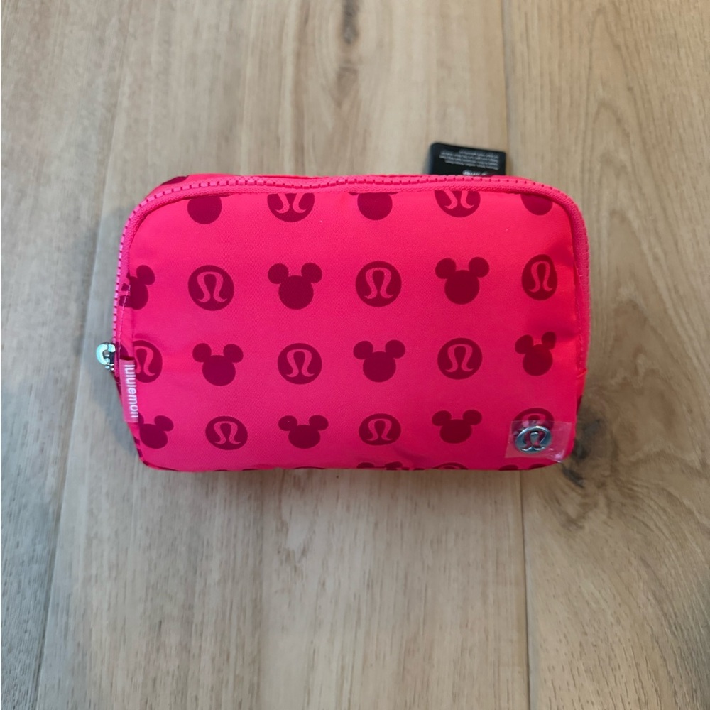Disney lululemon